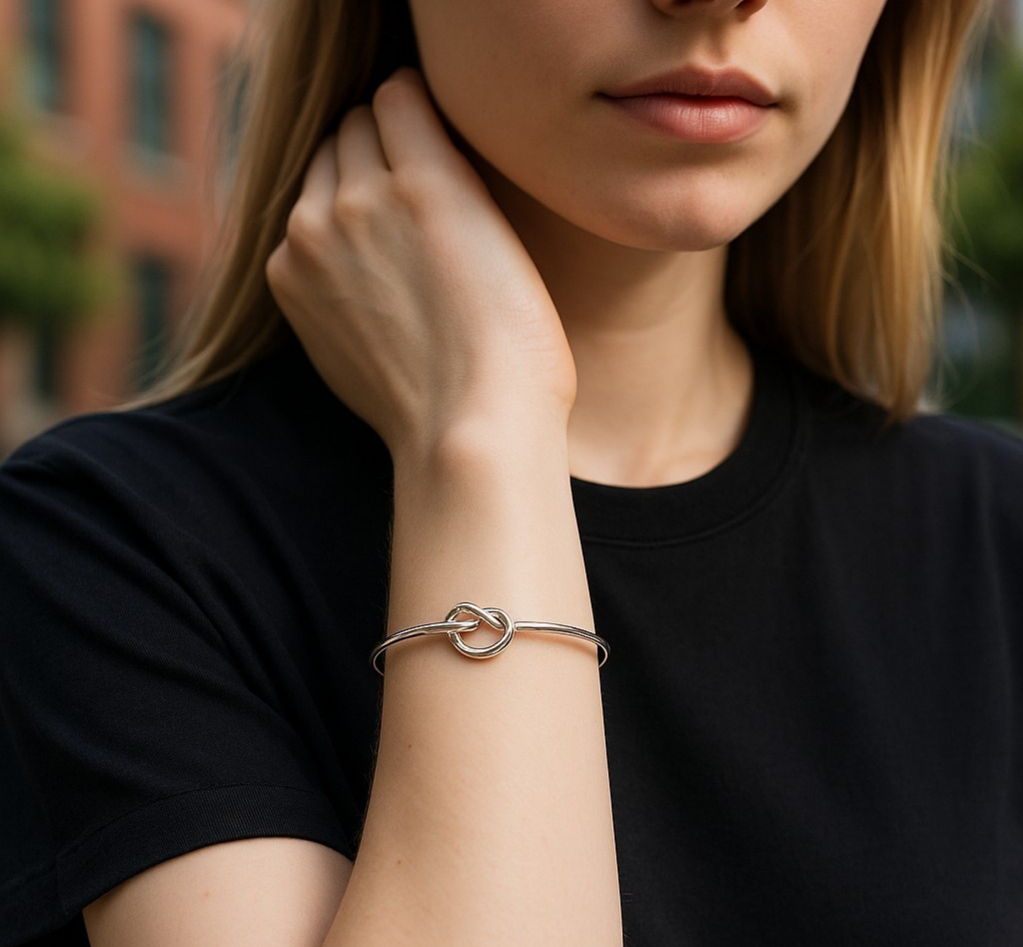 Heart Bangle Bracelet – Custom Gold or Silver Jewelry Gift for Her, Wife, Daughter, or Mom
